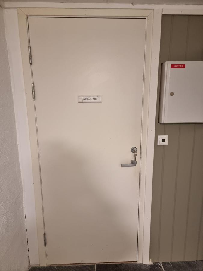Apartment Near City, 7 Min From The Airport, Free Parking *