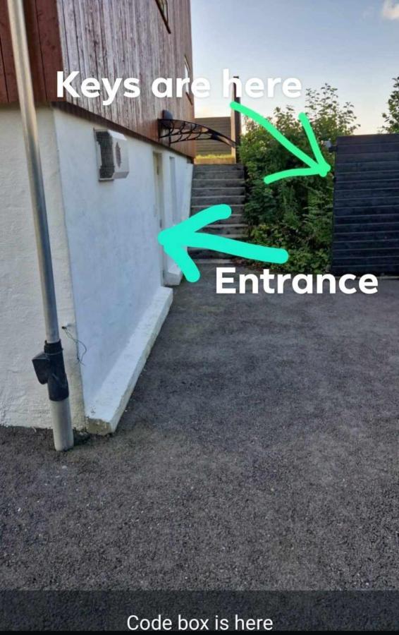 Near City, 7 Min From The Airport, Free Parking